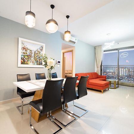 Yo'S Homes Rivergate Apartment Infinity Pool Near District 1 Ho Chi Minh City Exterior photo