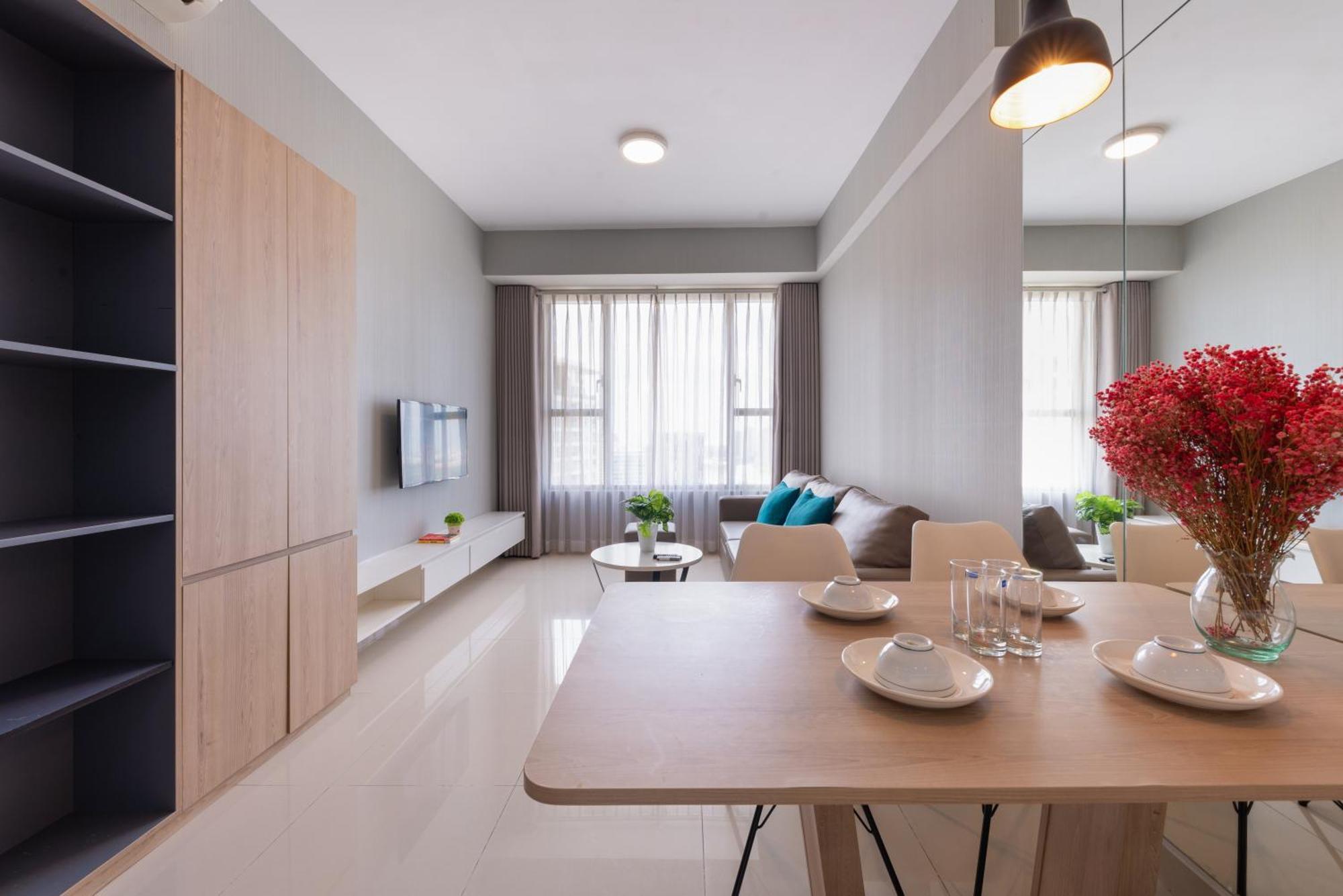 Yo'S Homes Rivergate Apartment Infinity Pool Near District 1 Ho Chi Minh City Exterior photo