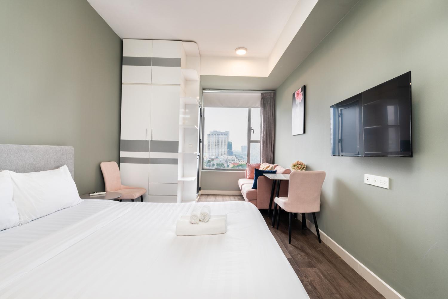 Yo'S Homes Rivergate Apartment Infinity Pool Near District 1 Ho Chi Minh City Exterior photo